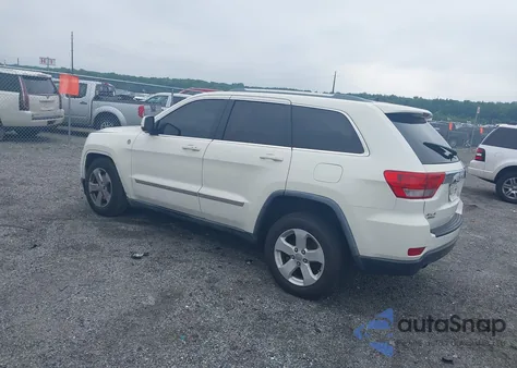 2011 Jeep Grand Cherokee Laredo z USA, uszkodzony, nr VIN 1J4RR4GT8BC679628